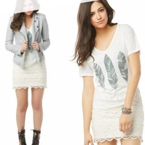 Bethany Mota Womens Lace Crochet Mini Skirt Size Medium